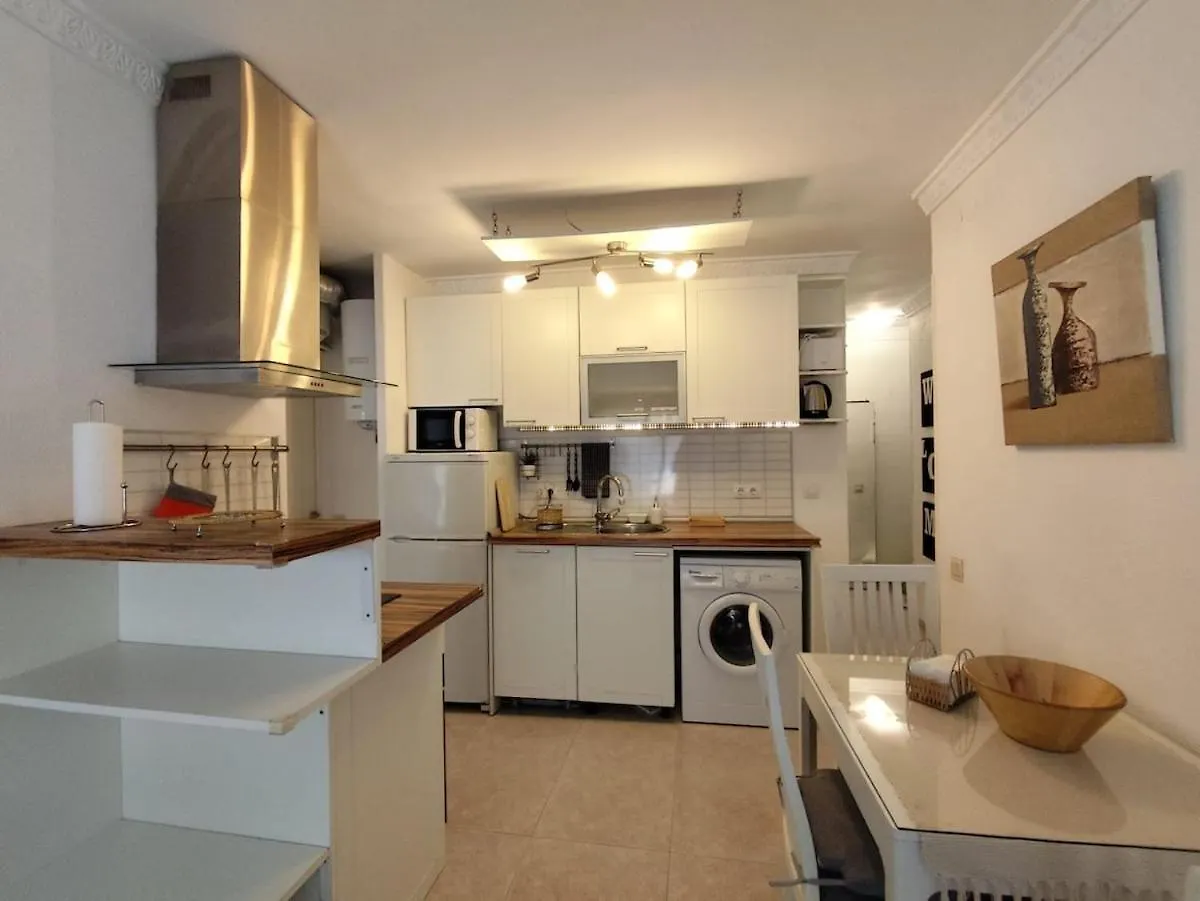 Cozy Beachfront 2B Apartment Estepona